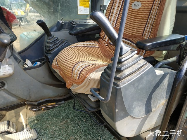 神钢 SK350LC-8 挖掘机