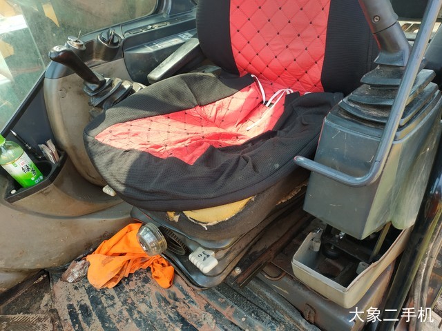 神钢 SK460-8 挖掘机