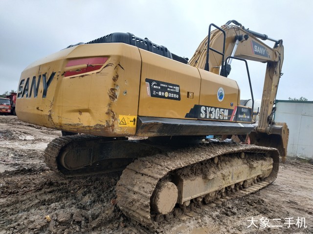 三一重工 SY265C 挖掘机