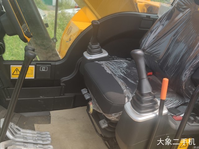 杰西博 JS230LC 挖掘机