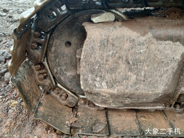 现代 R225LC-7 挖掘机