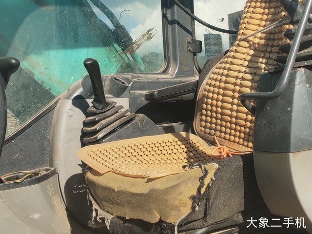 神钢 SK260LC-8 挖掘机