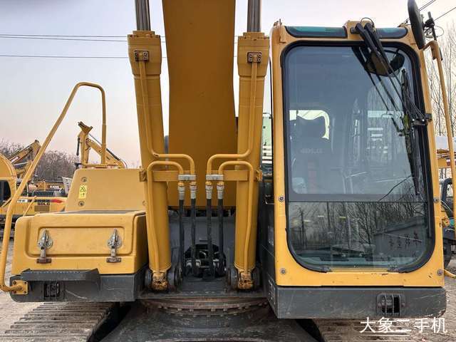 山东临工 E6210F 挖掘机
