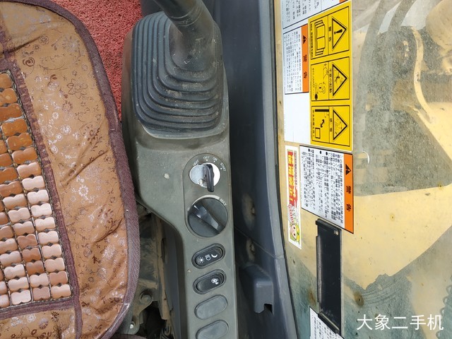 小松 PC200-8N1 挖掘机