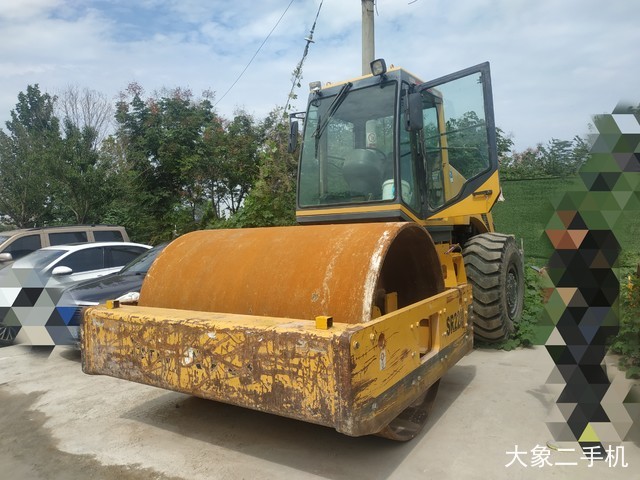 山推 SR22M 压路机