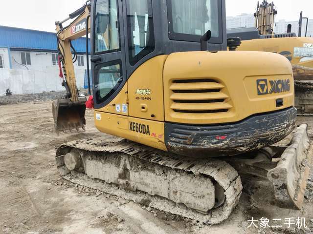 徐工 XE60 挖掘机