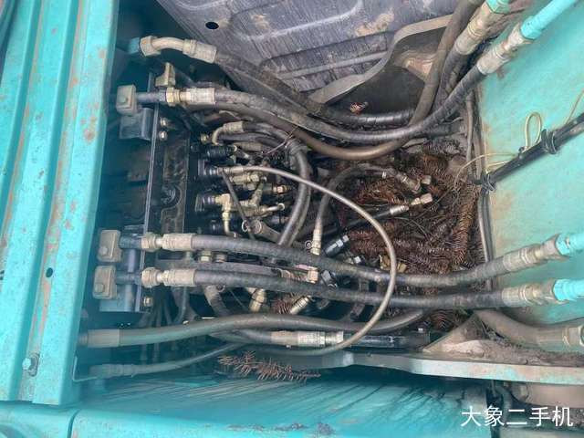 神钢 SK140LC 挖掘机