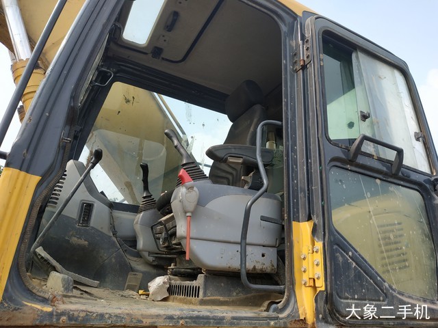 小松 PC270-7 挖掘机