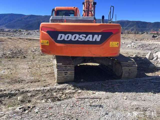 斗山 DH220-9E 挖掘机