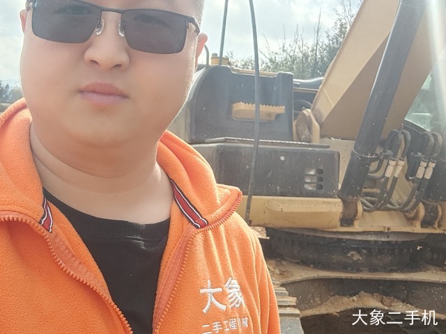 卡特彼勒 新一代Cat®320液压 挖掘机