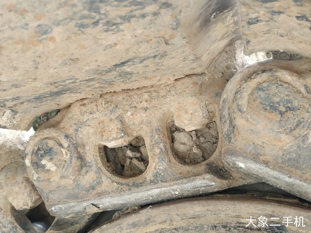 卡特彼勒 323D2L 挖掘机