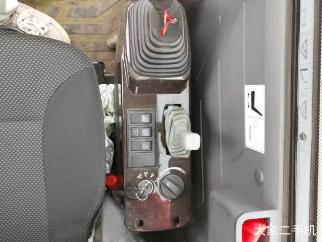 三一重工 SY55C 挖掘机