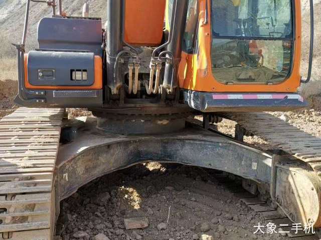 斗山 DX260LC-9C 挖掘机