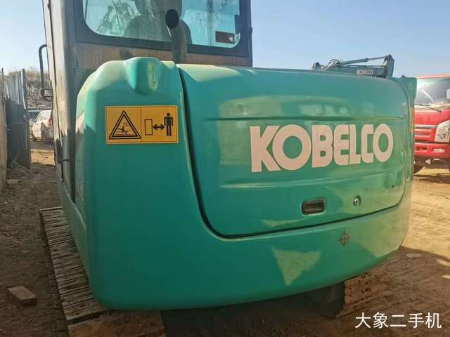 神钢 SK60-8 挖掘机