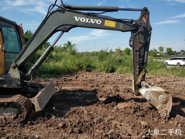 沃尔沃 EC55B 挖掘机