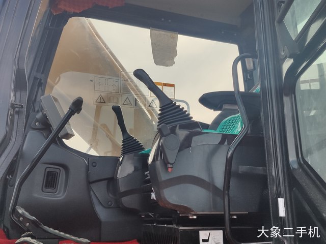 三一重工 SY265C-10 挖掘机