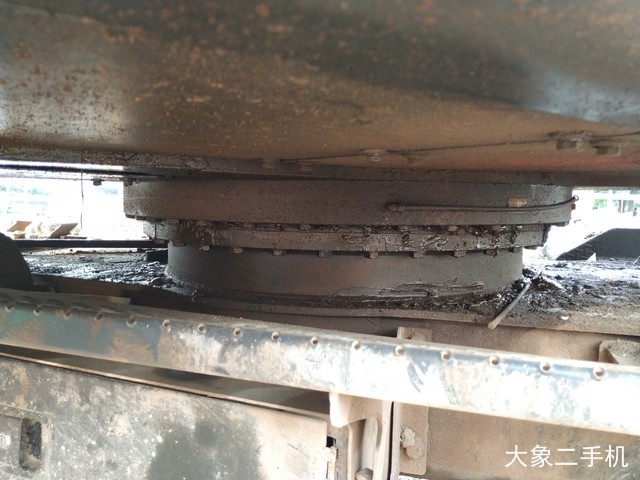 现代 R210W-7 挖掘机