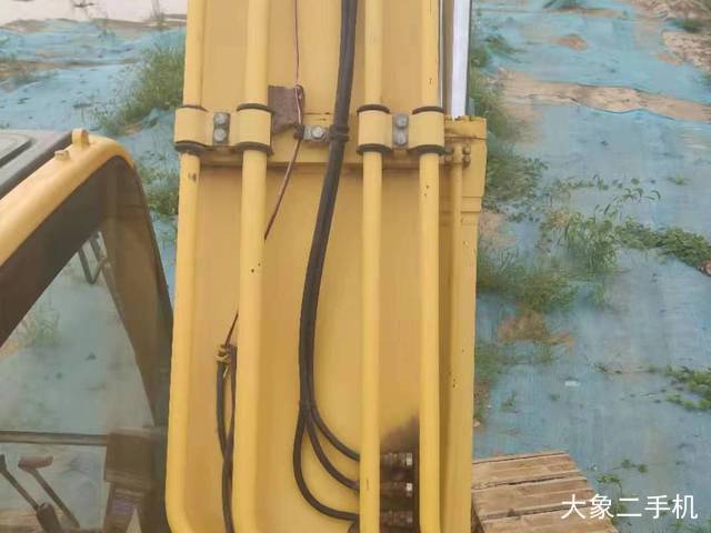 小松 PC240LC-8 挖掘机