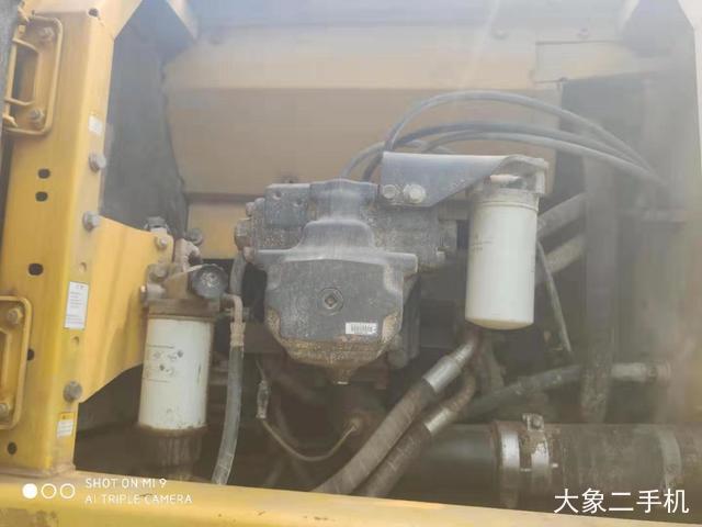 小松 PC240LC-8 挖掘机