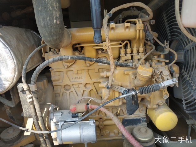 卡特彼勒 305.5E2小型液压 挖掘机