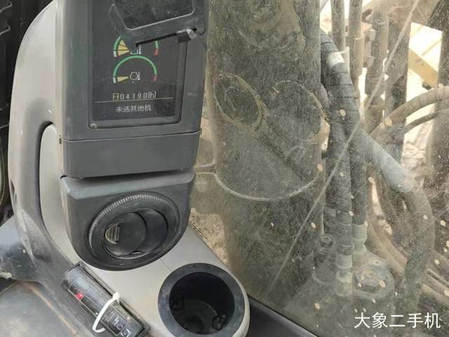 卡特彼勒 323D液压 挖掘机