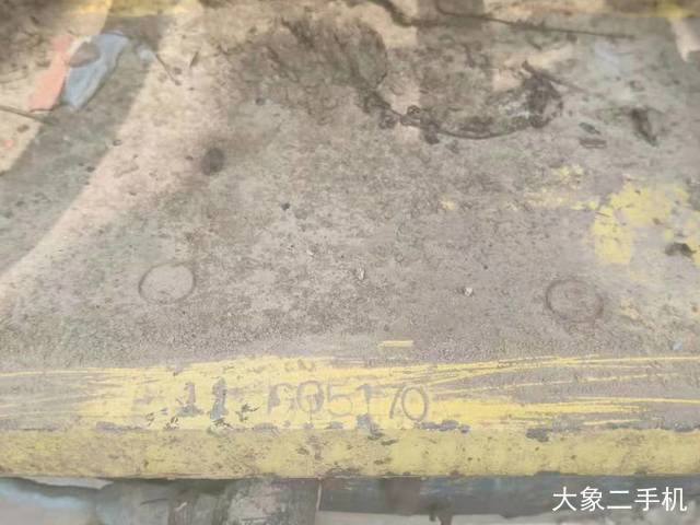 小松 PC240LC-8 挖掘机