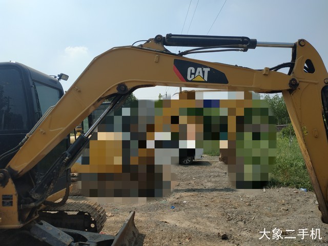 卡特彼勒 305.5E2小型液压 挖掘机