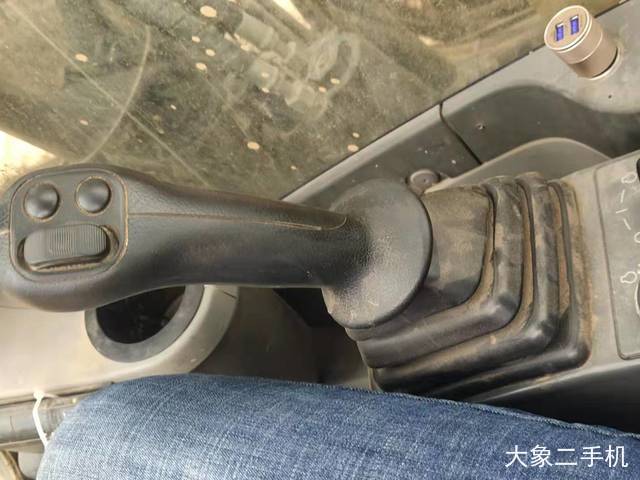 卡特彼勒 323D液压 挖掘机
