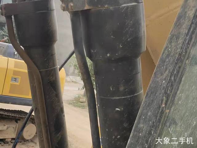 卡特彼勒 323DL 挖掘机