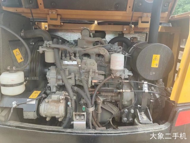 三一重工 SY55C 挖掘机