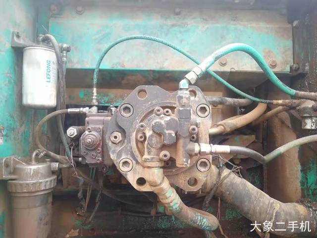 神钢 SK250-8 挖掘机