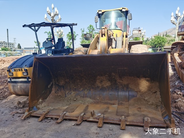 山东临工 L955F 装载机