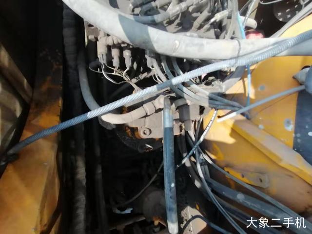 三一重工 SY215C 挖掘机