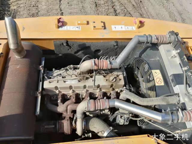 现代 R275LC-9T 挖掘机