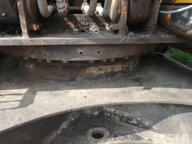 三一重工 SY215C 挖掘机