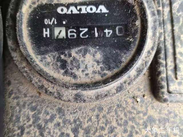 沃尔沃 EC210B 挖掘机