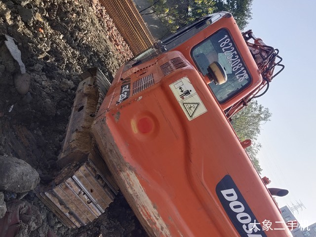 斗山 DX120-9C 挖掘机
