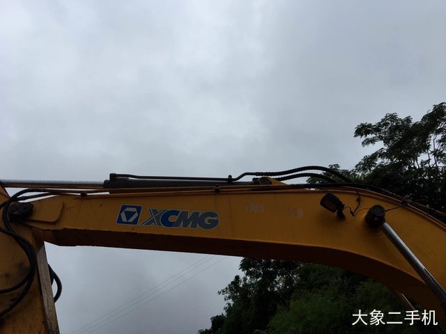 徐工 XE150D 挖掘机