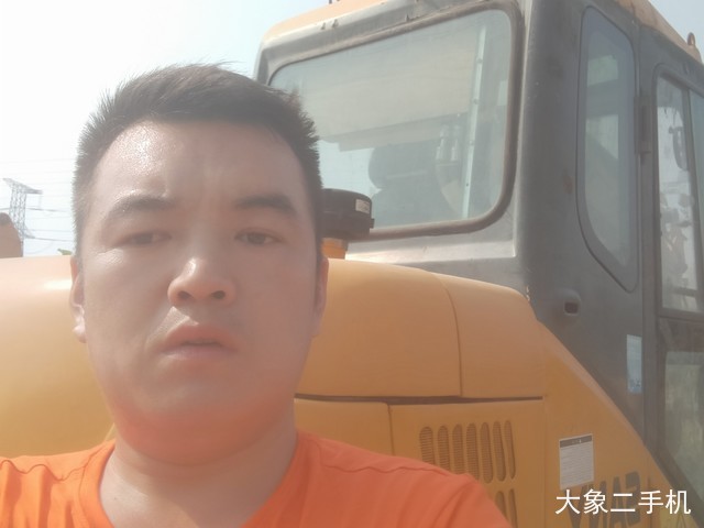 三一重工 SY75C 挖掘机