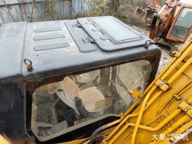 雷沃重工 FR150D 挖掘机