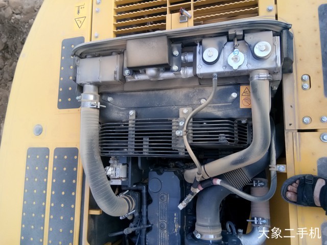 小松 PC240LC-8M0 挖掘机