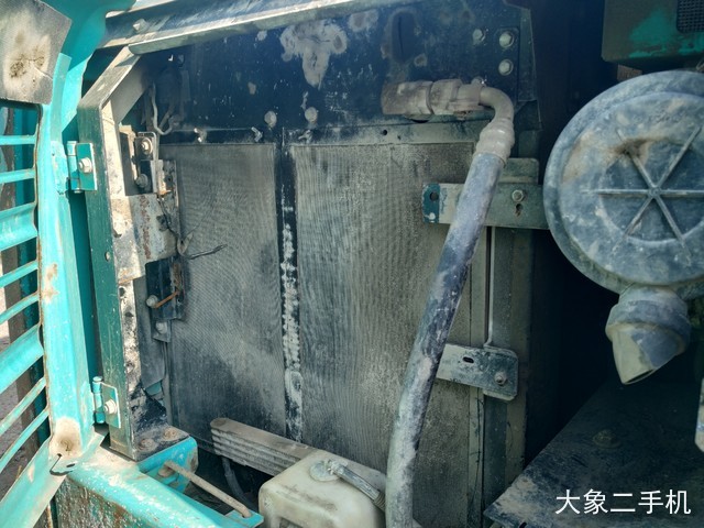 神钢 SK60-C 挖掘机