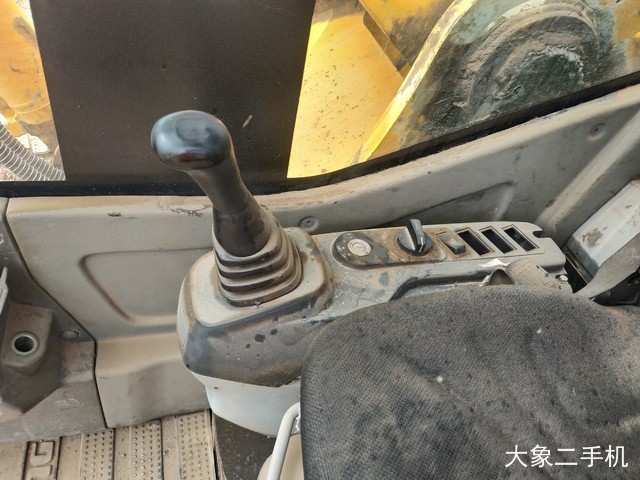 龙工 LG6485H 挖掘机