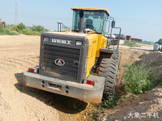 山东临工 L955F 装载机