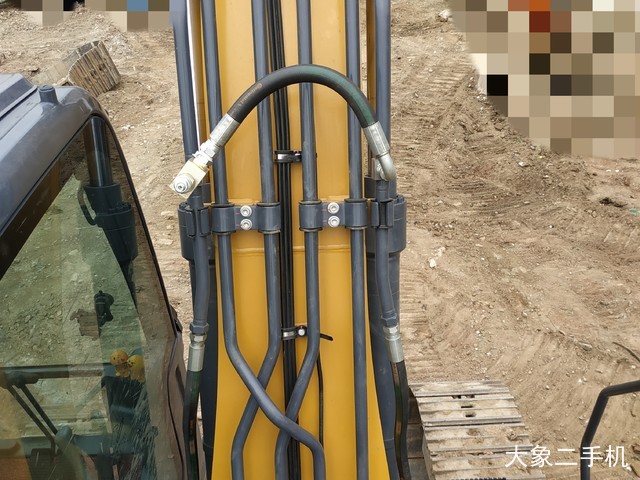 徐工 XE135D 挖掘机