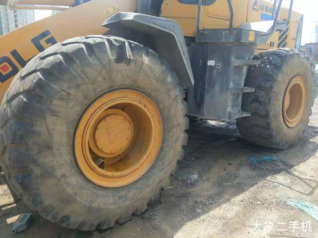 山东临工 LG953 装载机