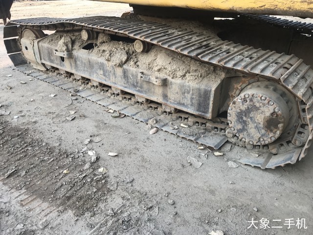 小松 PC220-8 挖掘机