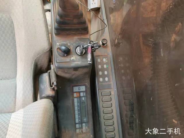 卡特彼勒 323DL 挖掘机