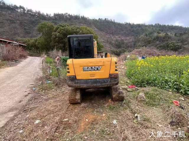 三一重工 SY55C 挖掘机