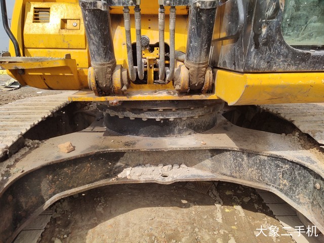 杰西博 JS240LC 挖掘机